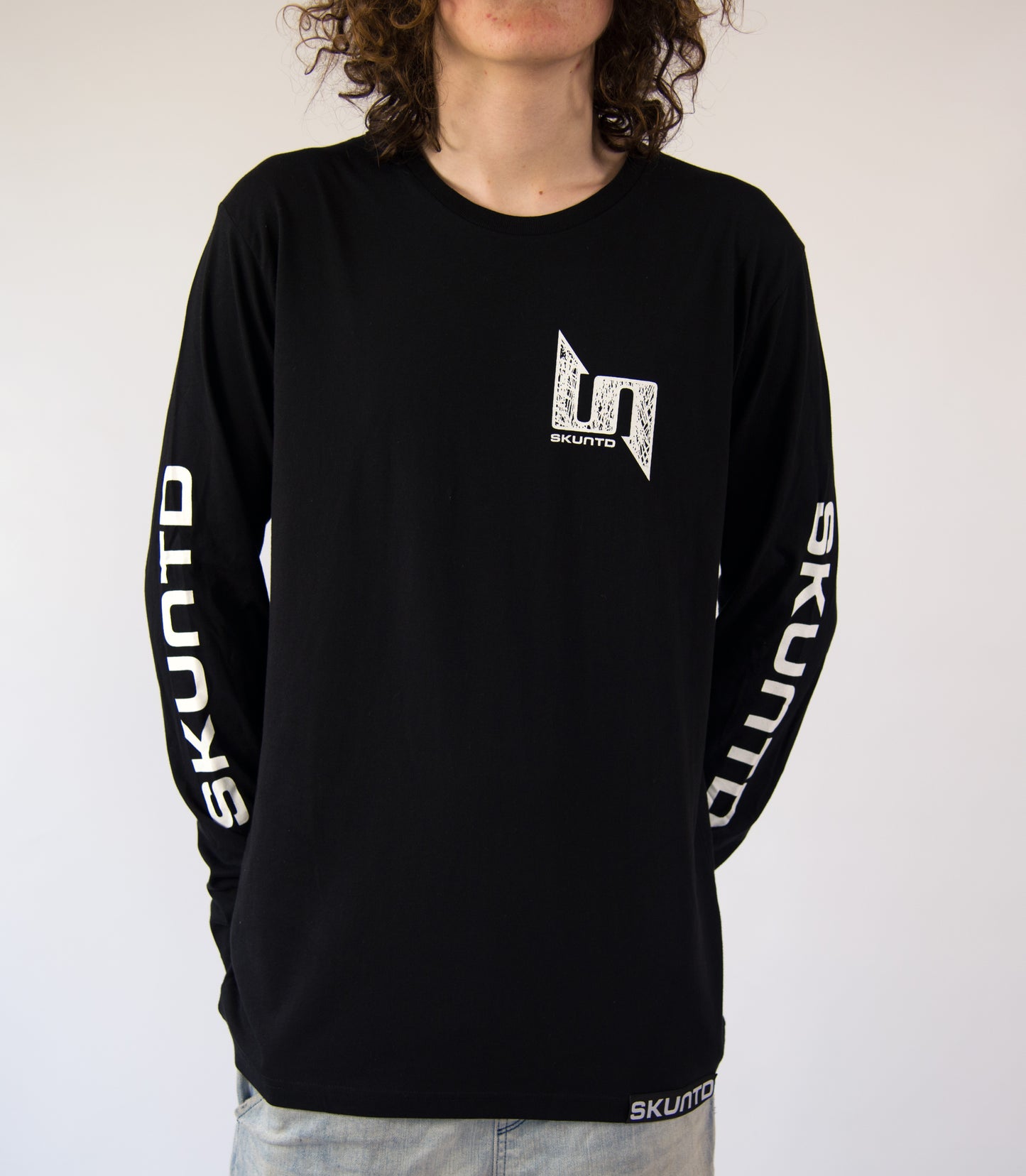 BURNER - LONG SLEEVE BLACK